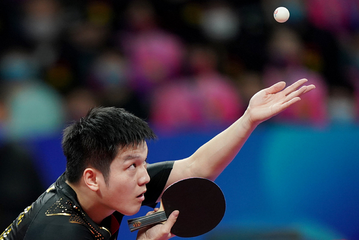 竞赛中脱颖 竞赛中脱颖