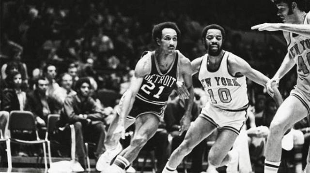 转会市场的 转会市场的