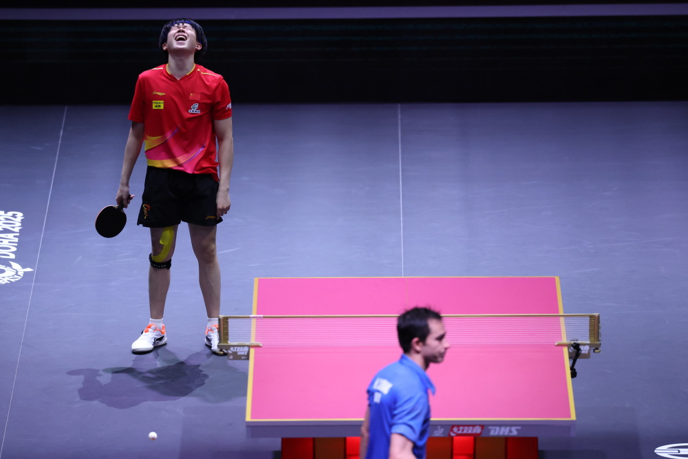 手的高度评 手的高度评