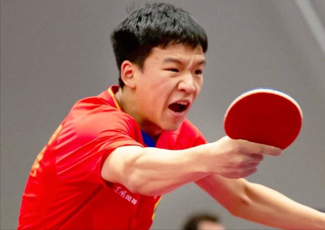 表现突出 表现突出