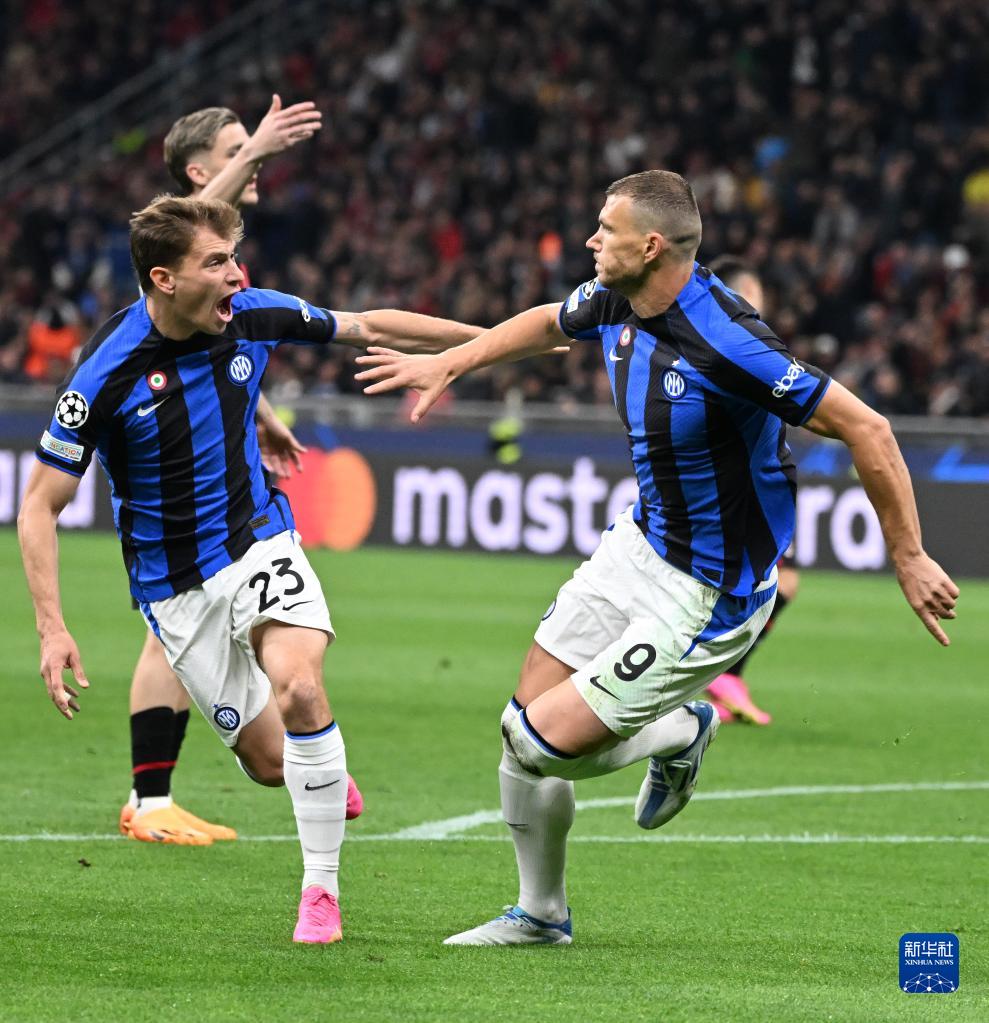 露体能与站 露体能与站